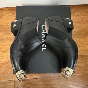 CHANEL Paris/Dallas Gold Toe Cap & Stars Ankle Booties - Size EU 38 US 7/7.5